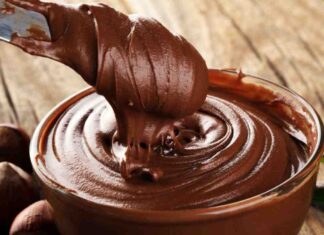 Crema alle nocciole buona come quella comprata - RicettaSprint