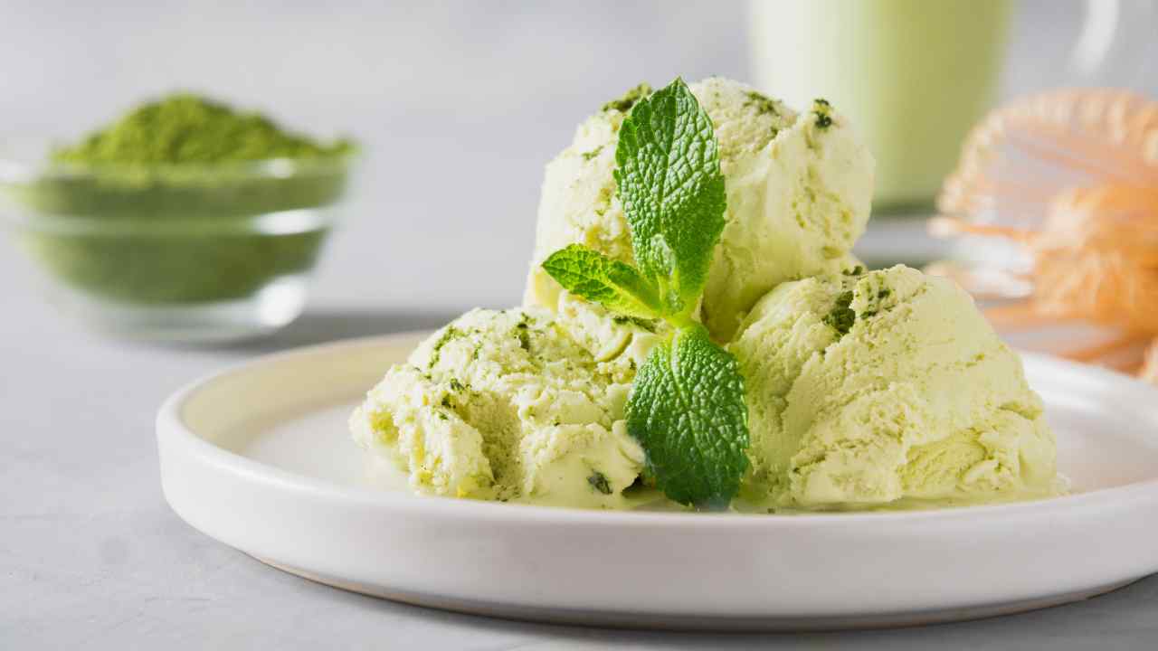 Gelato alla menta senza gelatiera - RicettaSprint