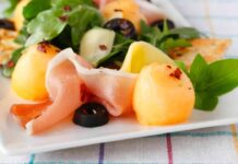 Se hai il melone giusto con questa insalata ti faccio sognare l’estate tutta in un morso Insalata di melone