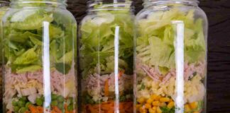Insalata in barattolo
