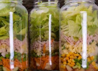 Insalata in barattolo