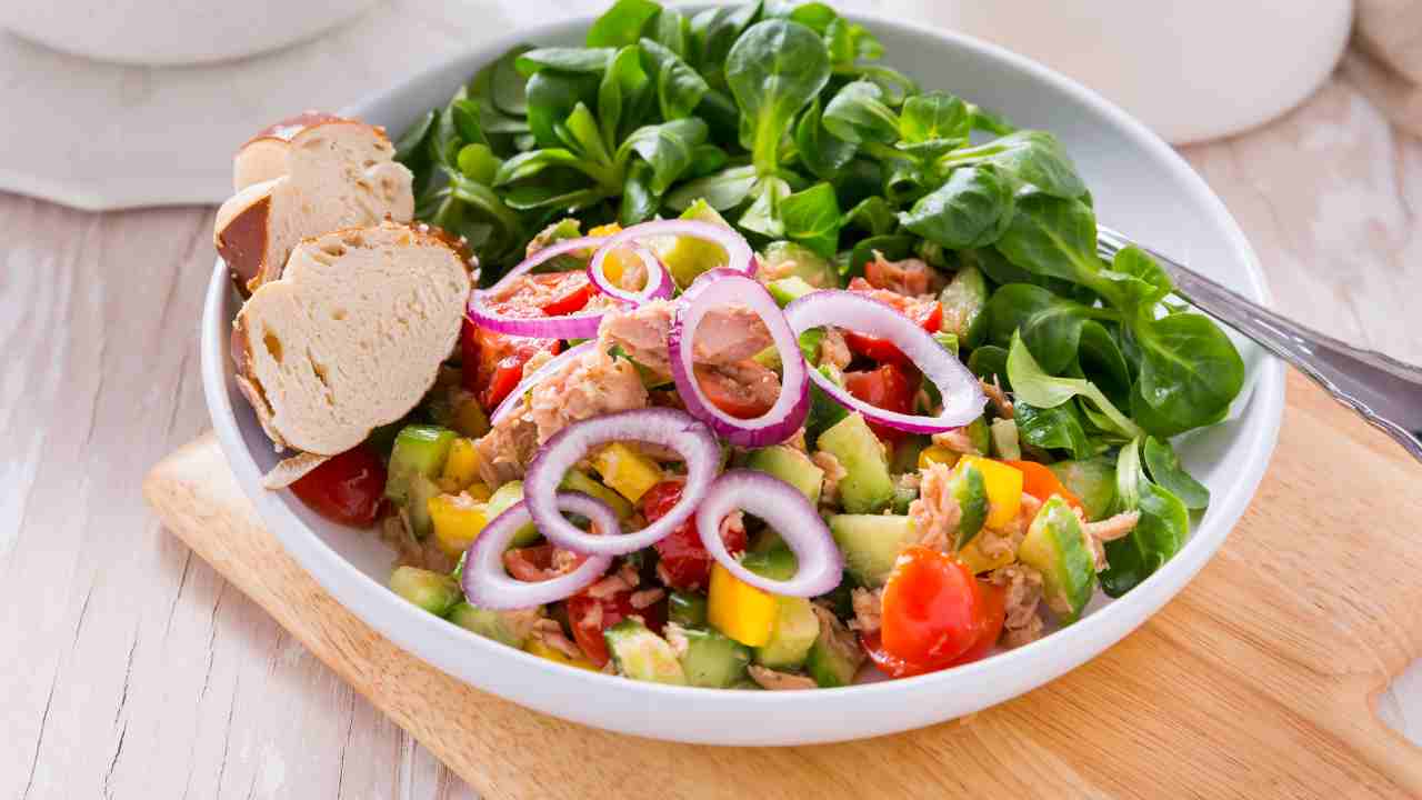 Insalata mista con pomodori e peperoni RicettaSprint