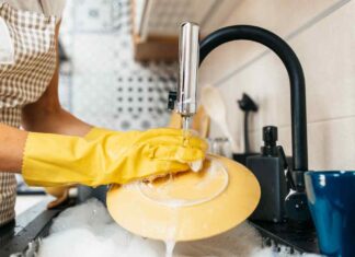 Lavare i piatti errori da non commettere - RicettaSprint
