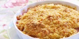 Metti il grembiule, si parte, limone e briciole, la sbriciolata cremosa che ti salva l'umore