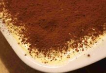 Millefoglie di tiramisù, grazie a mia suocera ormai non uso più i savoiardi: provala e diventerà il dolce della tua estate Millefoglie di tiramisù