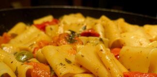 Paccheri gamberi peperoni RicettaSprint