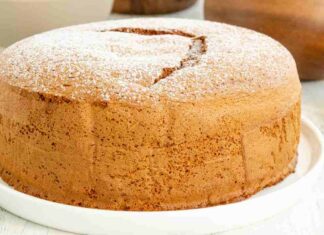 Pan di spagna al limone