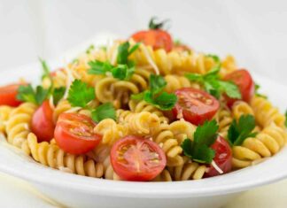 Pasta crudaiola per pranzo - RicettaSprint