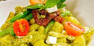 Pasta pesto fagiolini e pomodori RicettaSprint