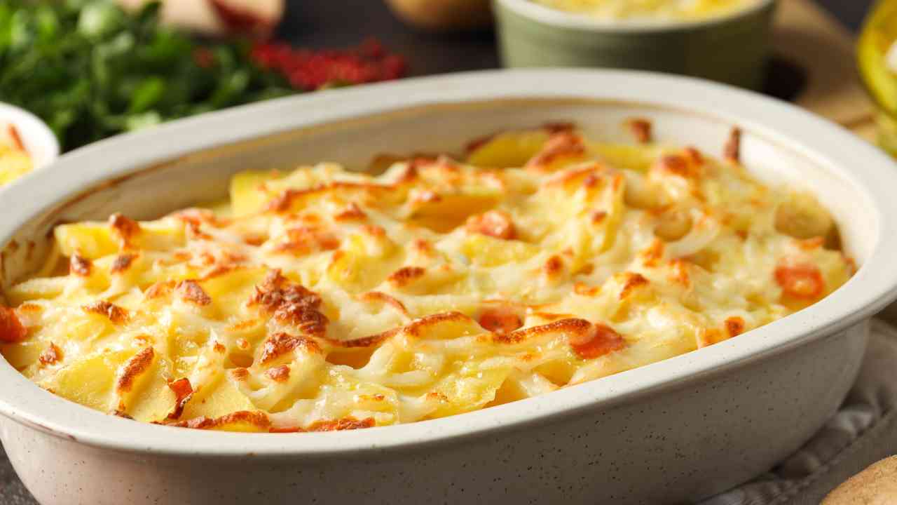 Patate teglia prosciutto provola RicettaSprint