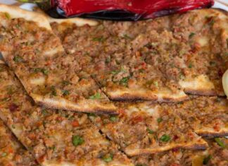 Pinsa e salsiccia sbriciolata,