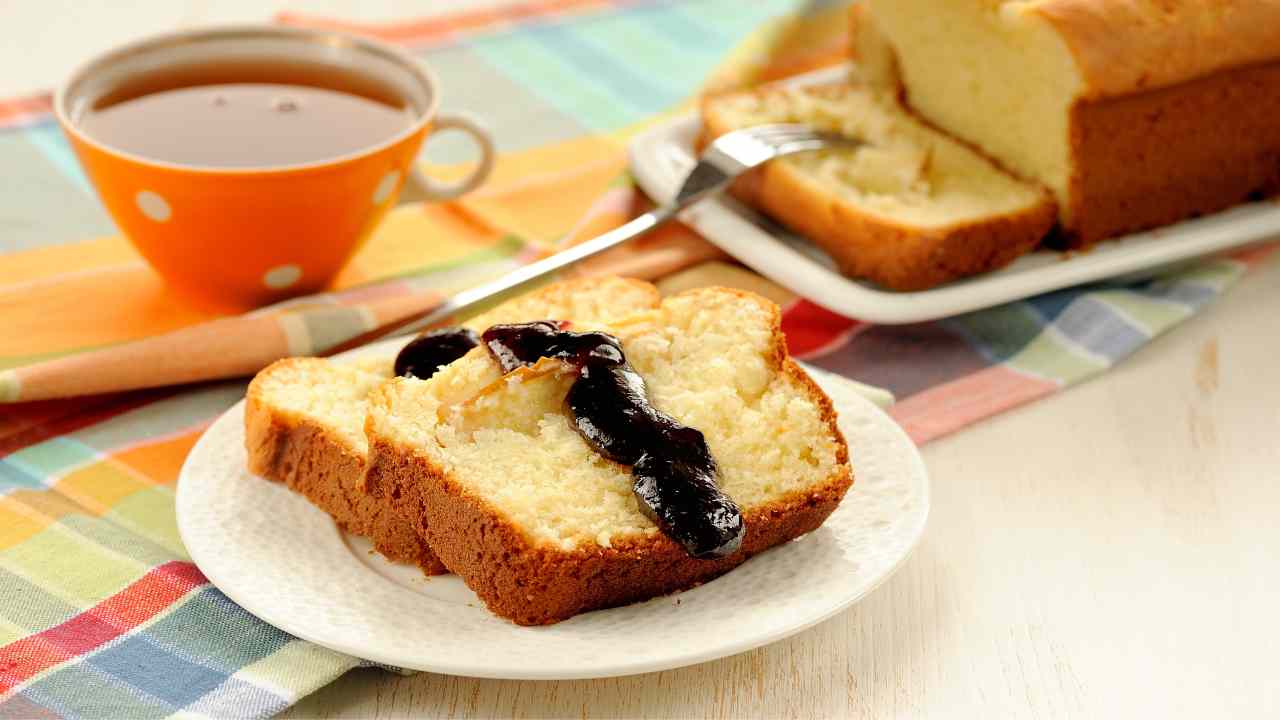 Plumacake al mascarpone e pesche RicettaSprint