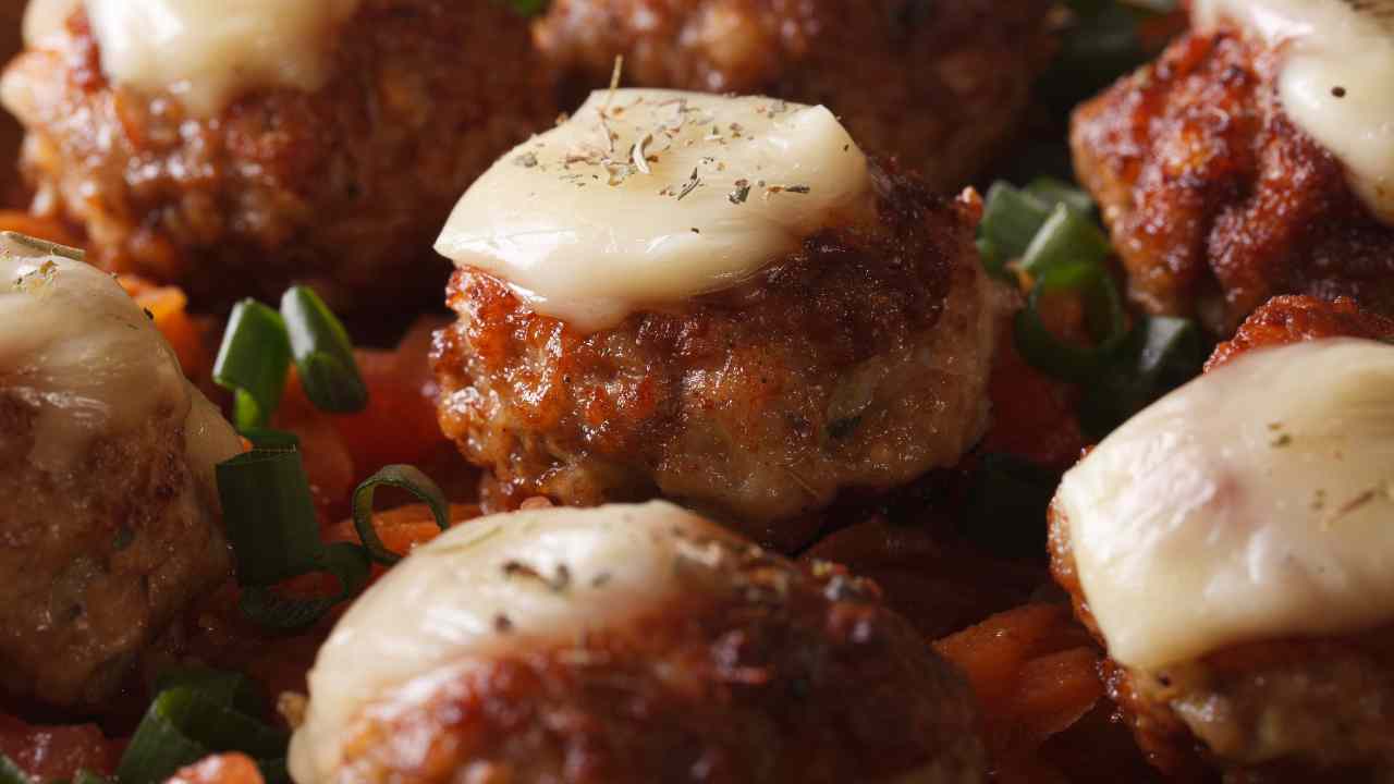 Polpette con mozzarella RicettaSprint