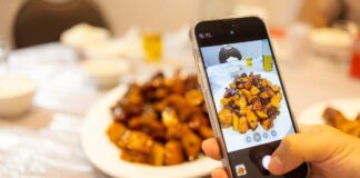 Una foto social di cibo
