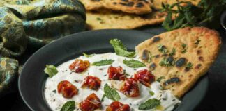 Salsa al formaggio e yogurt con schiacciata RicettaSprint