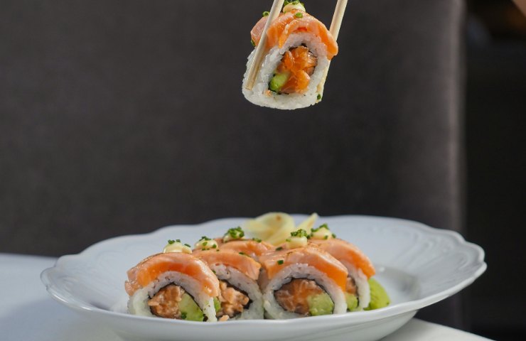 Una portata di sushi
