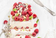 Semifreddo light con lamponi e pistacchi RicettaSprint