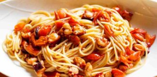 Spaghetti con polpo e pomodorini