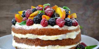 Torta dell'estate con frutta fresca RicettaSprint