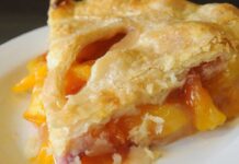 Torta strudel dell’estate, decidi all’ultimo quando prepararla: 10 minuti e la inforni, una goduria da capogiro Torta strudel dell' estate