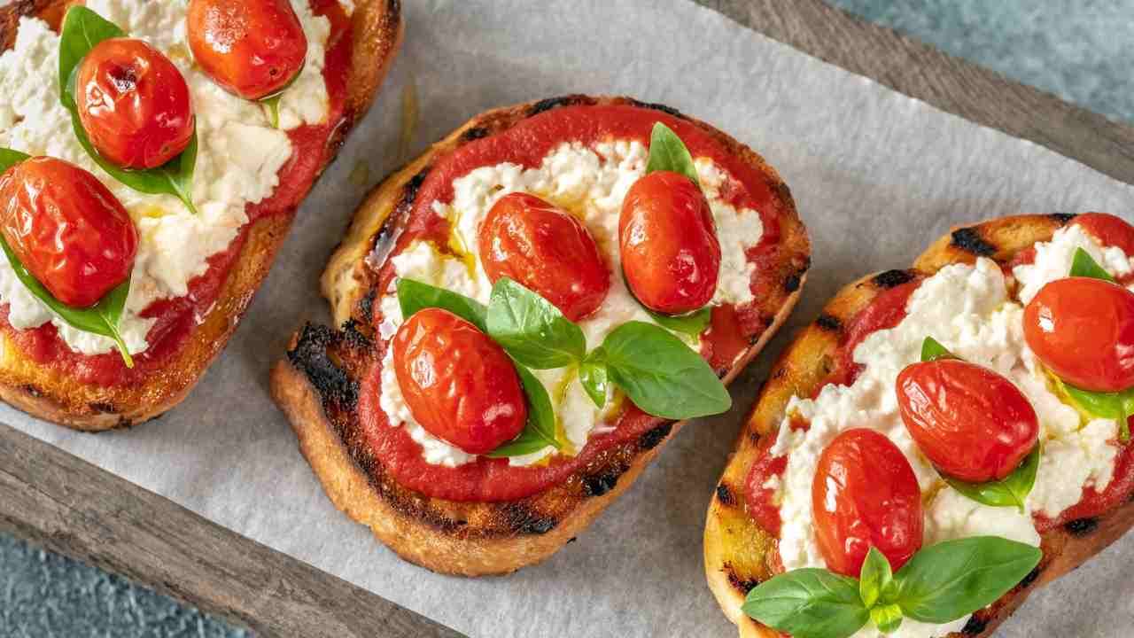 bruschette ai pomodori e burrata ricettasprint