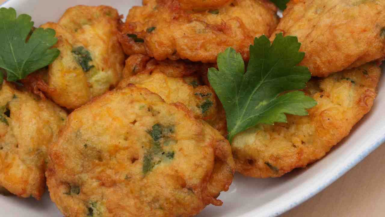 pettole salentine zucchine e pancetta ricettasprint