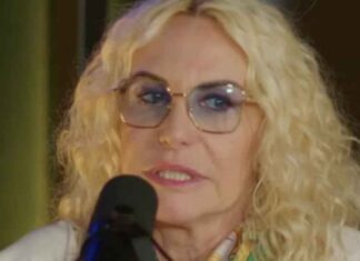 Antonella Clerici lasciata sola - RicettaSprint