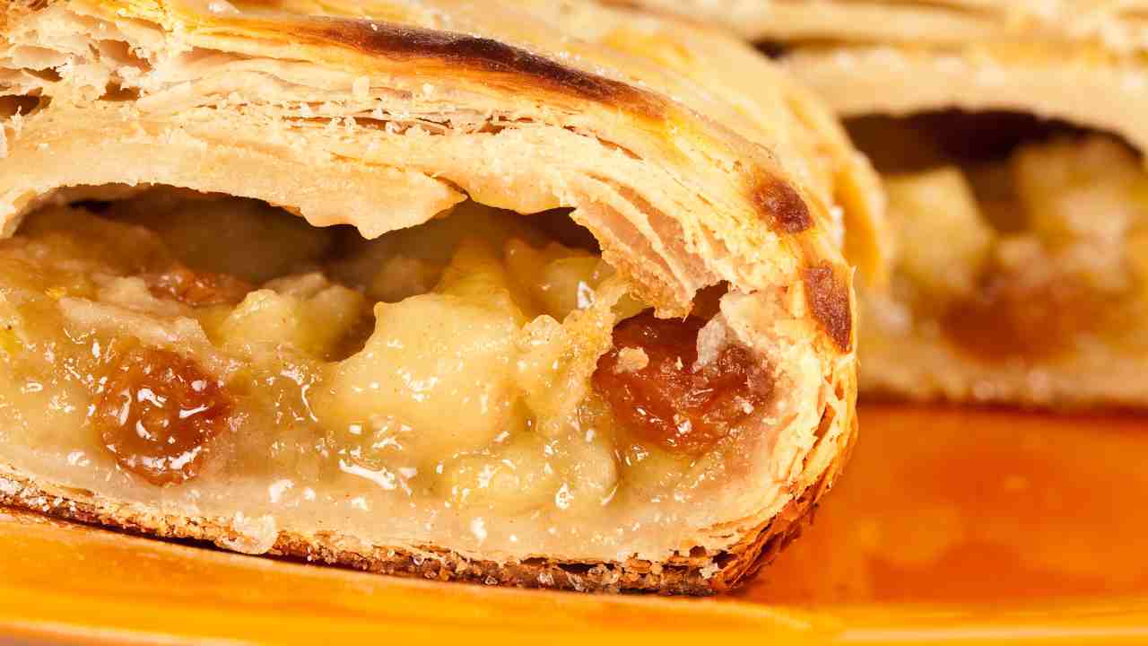 Apple pie in sfoglia
