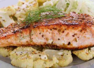 Arancia, finocchi, salmone e inventiva, i 4 ingredienti per questo secondo da urlo. Figurone assicurato, L'ho fatto a ferragosto. ricettasprint.it.jpg