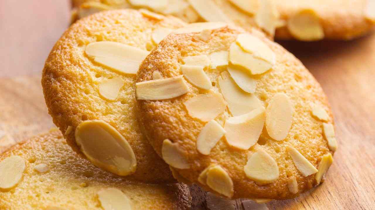 Biscotti alle mandorle