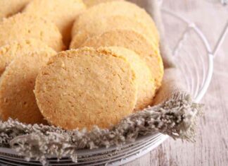 Biscotti panna e cocco senza uova