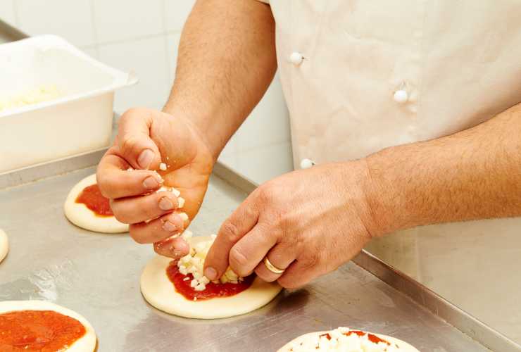 Bombette di pizza irresistibili - RicettaSprint