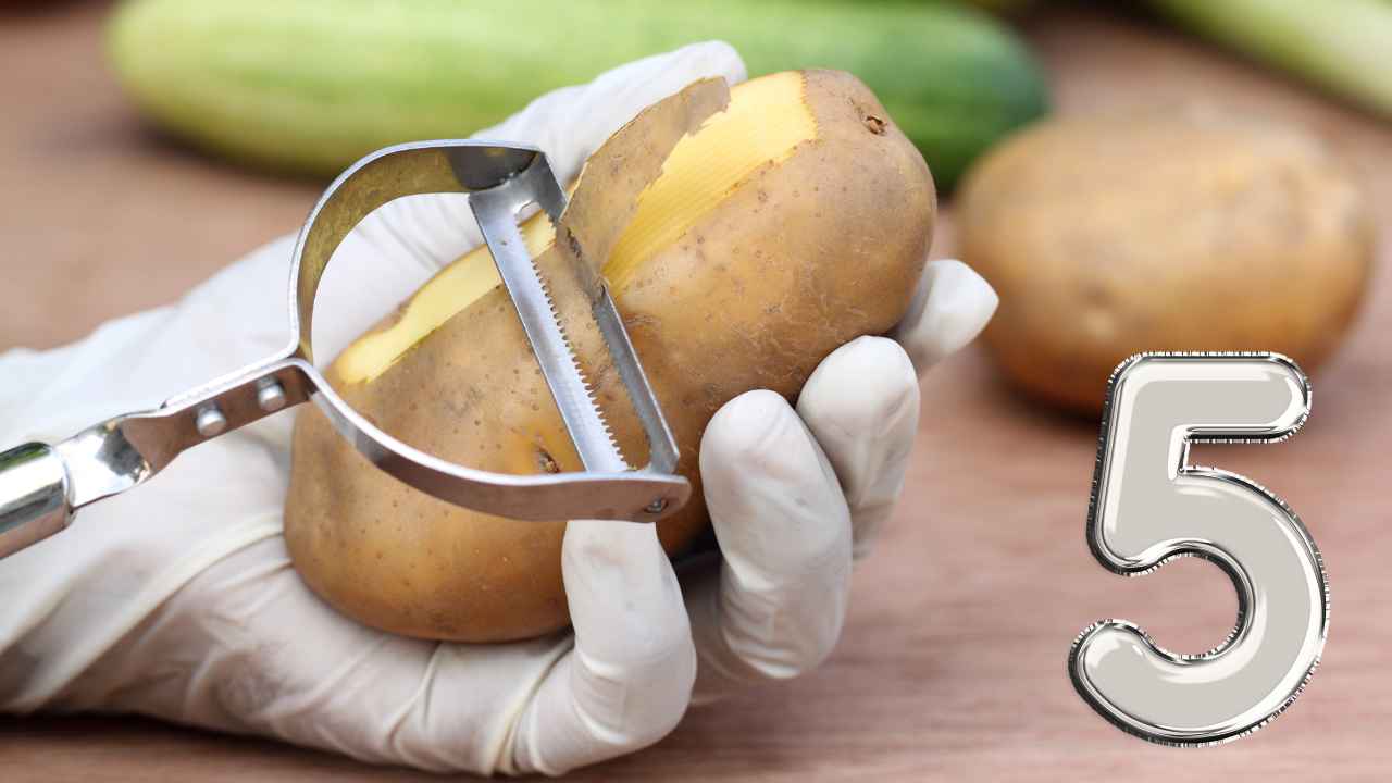Bucce di patate 5 modi per usarle - RicettaSprint