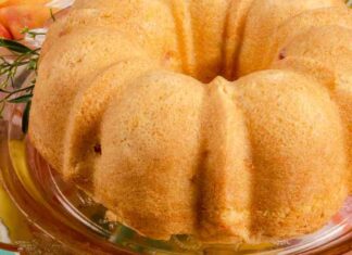 Ciambella al mascarpone e pesche - Ricettasprint.it