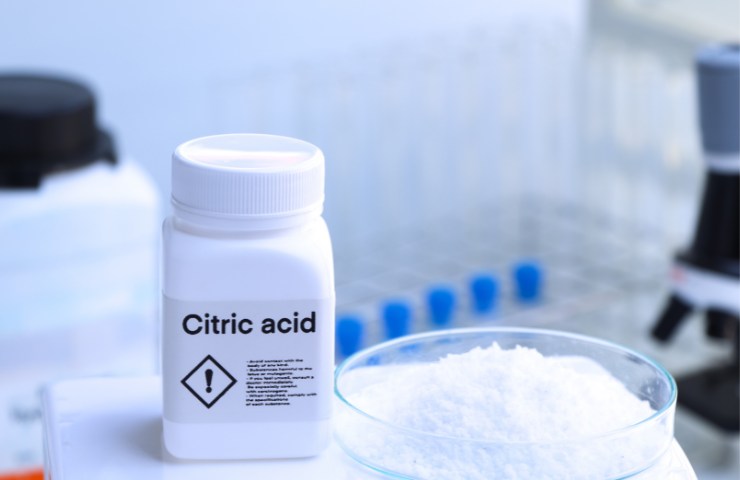 Una confezione di acido citrico