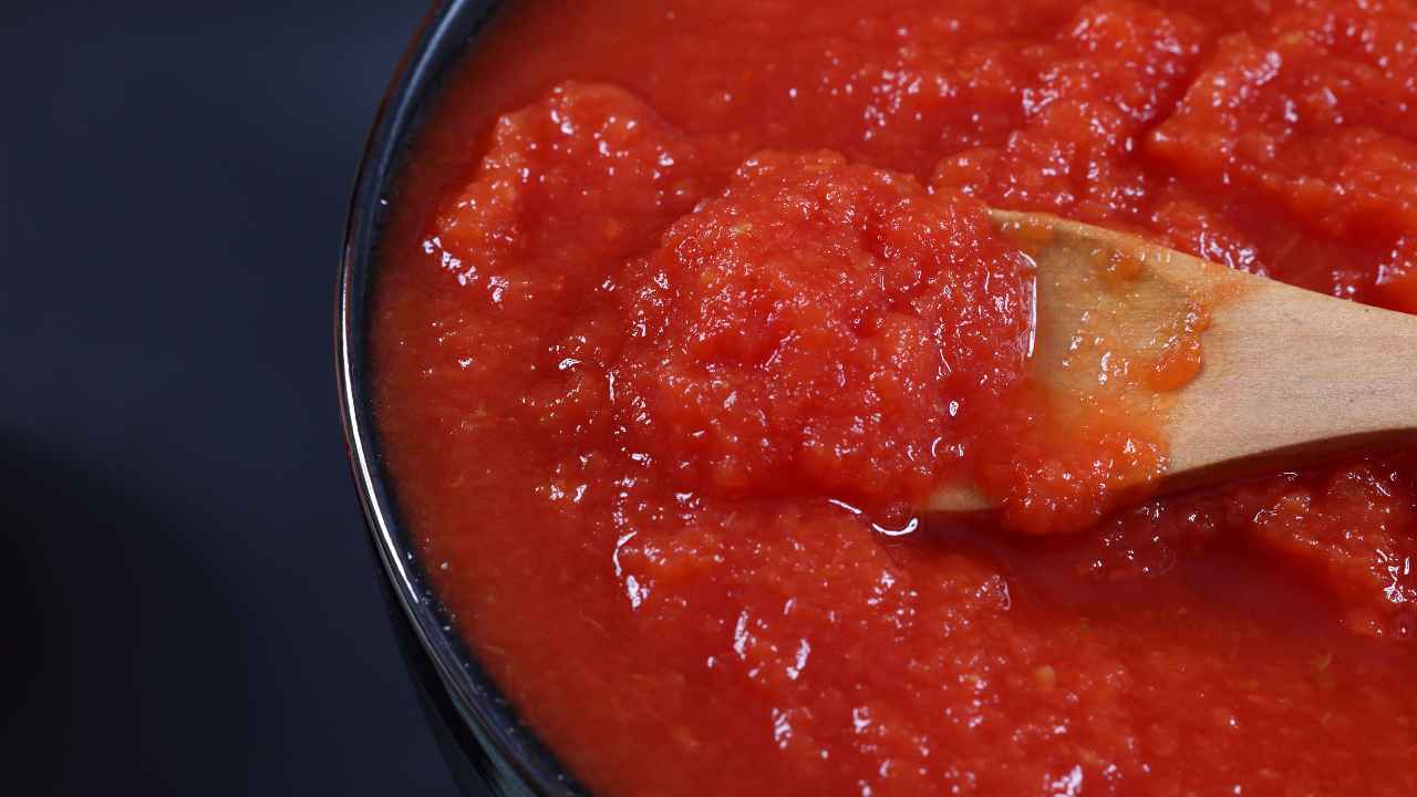 Una passata di pomodoro fatta in casa