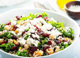 Cous cous con legumi e feta - Ricettasprint.it 