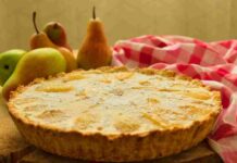 Deliziosa crema al mascarpone, con della frutta caramellata preparo un dolce della domenica come non lo immagini