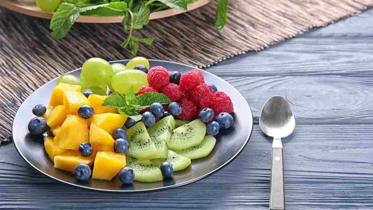Frutta a colazione benefici - Ricettasprint.it