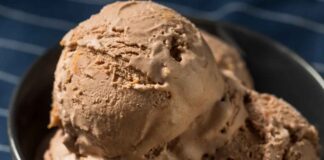 Gelato con 2 ingredienti fatto in casa - RicettaSprint