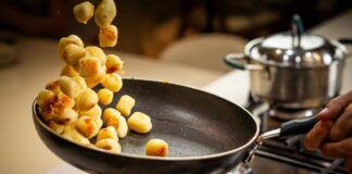 Gnocchi fritti pieni di bontà - RicettaSprint