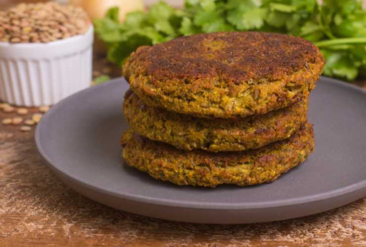 Hamburger di avanzi di lenticchie - RicettaSprint