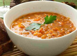 Ho lenticchie rosse in dispensa, prepara il curry e ci metto un ingrediente segreto. Risultato wow e spazzolato via tutto. ricettasprint.it