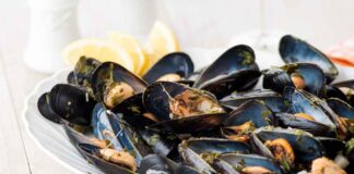 Impepata di cozze alla Cannavacciuolo - RicettaSprint