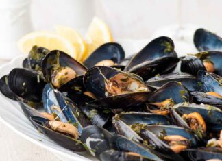 Impepata di cozze alla Cannavacciuolo - RicettaSprint