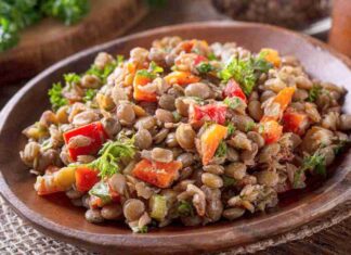 Insalata di lenticchie e peperoni