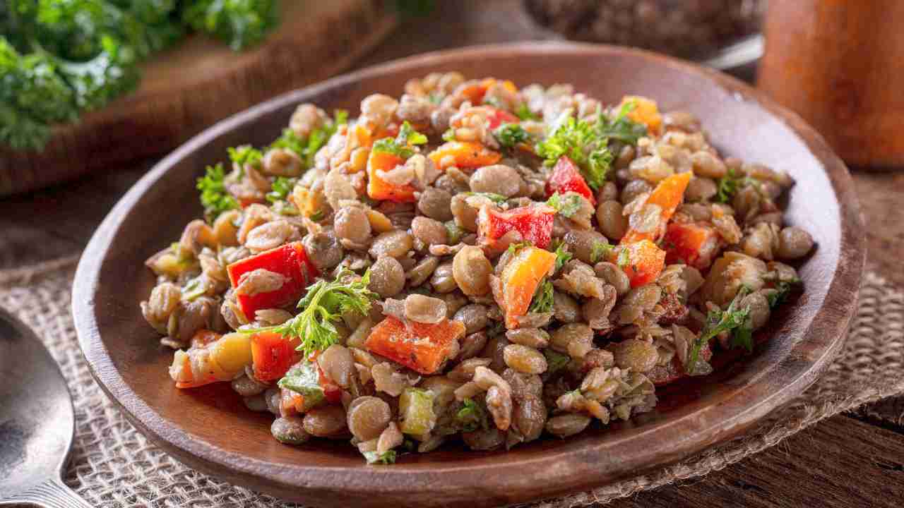 Insalata di lenticchie e peperoni