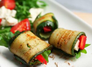 Involtini zucchine caprese piccanti - Ricettasprint.it
