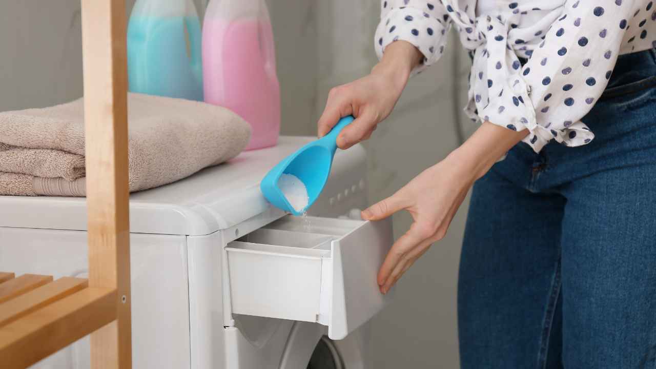 Lavatrice metti un cucchiaino di questo e risparmiare un sacco di soldi - RicettaSprint