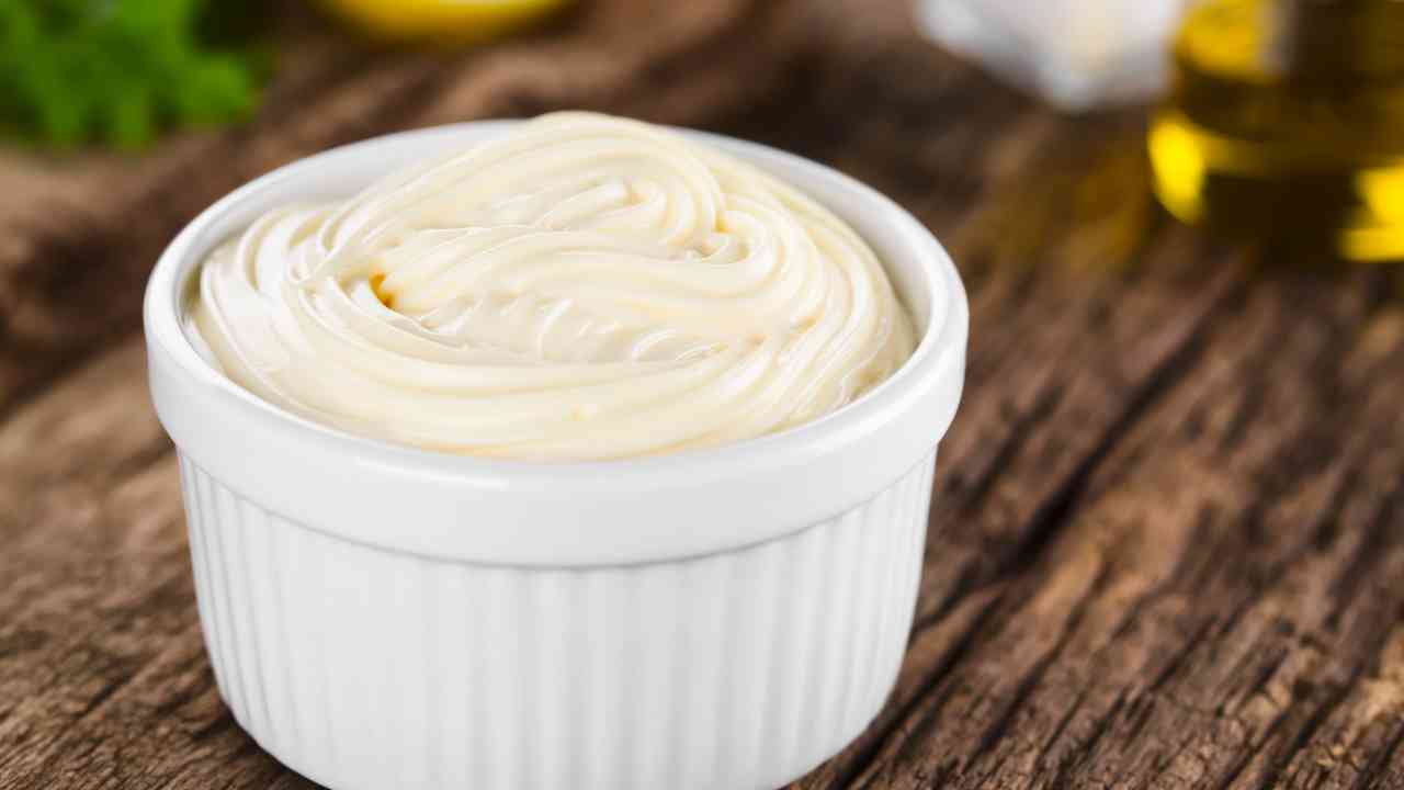 Maionese con 2 ingredienti - RicettaSprint